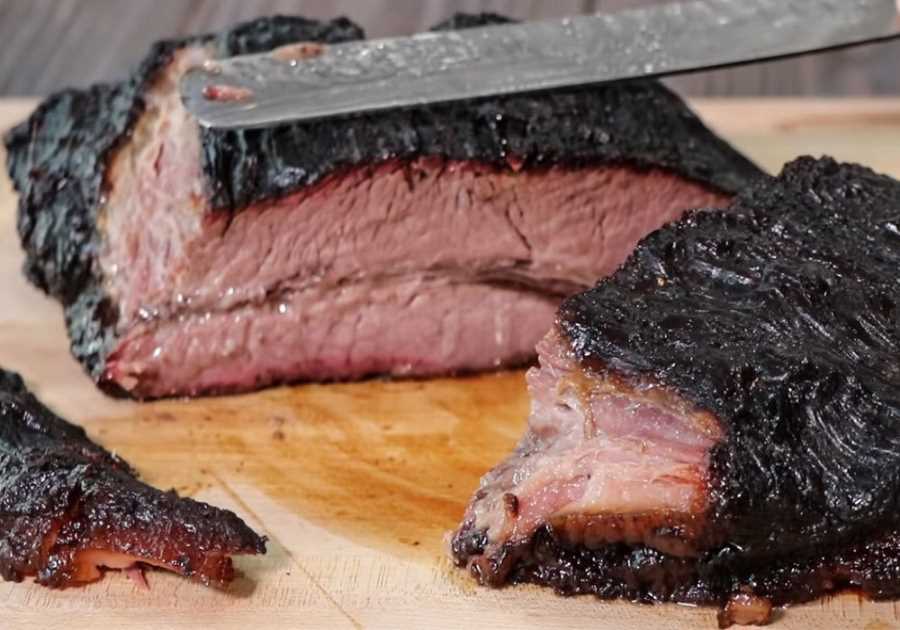 What is BBQ Bark and How to Get Good Bark when Smoking Meat?