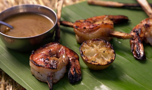 https://barbecuebible.com/recipe/sugar-cane-shrimp-spiced-rum-glaze/