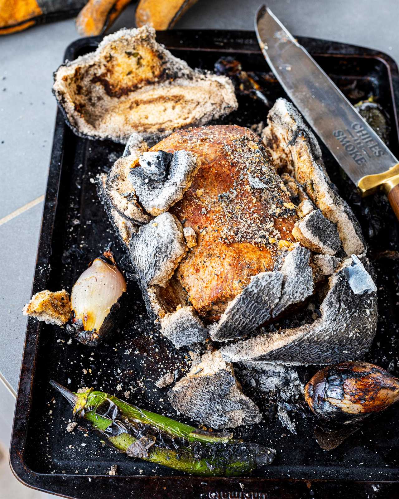 Lomo Al Trapo breaking free from the salt crust.