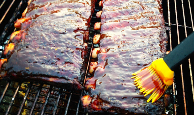 Maple- and Molasses-Glazed Baby Back Ribs