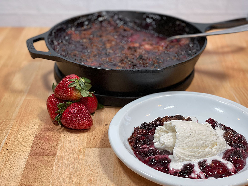 smoke-roasted berry crisp recipe