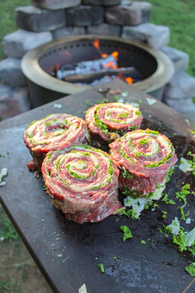 Fully rolled pinwheels