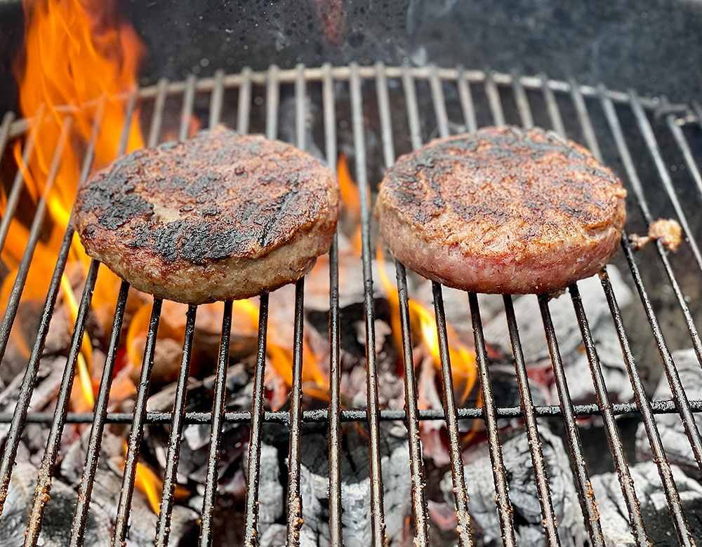 Pulled Pork Burgers on the fire