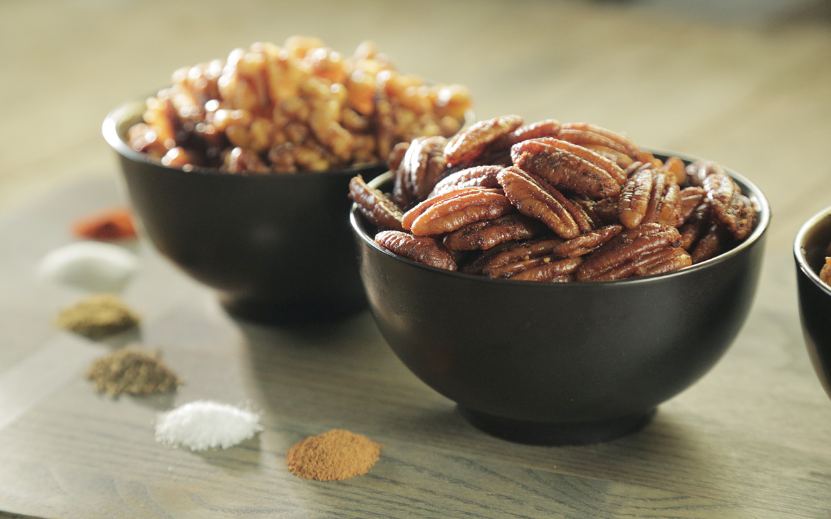 Smoked Pecans - Recipes to Grill in December