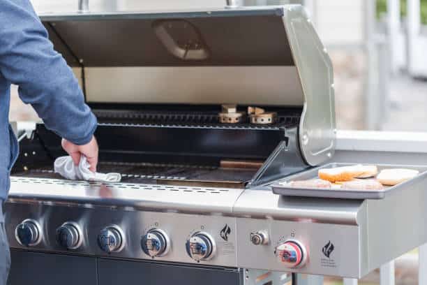 cleaning a grill